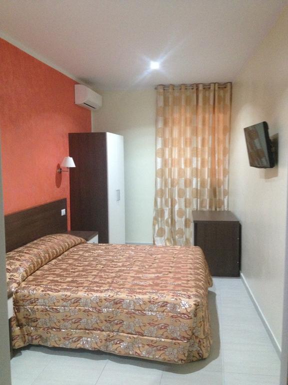 Tiburtina Guesthouse Rome Exterior photo